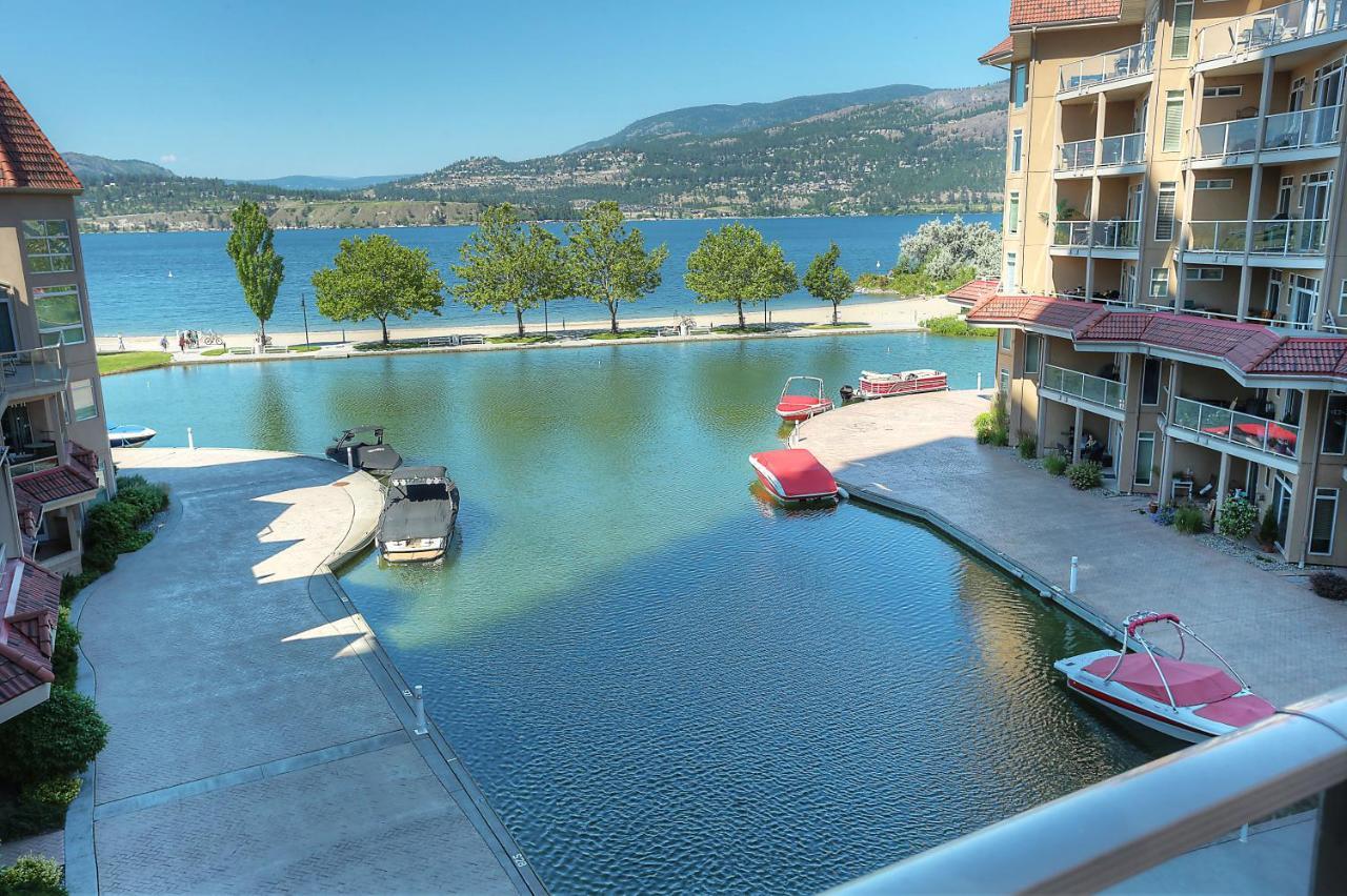 Sunset Waterfront Resort By Kelownacondorentals Exterior photo